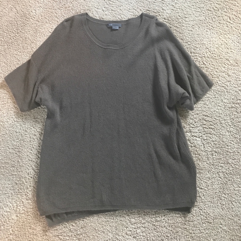 Vince cashmere short sleeve draped sweater small